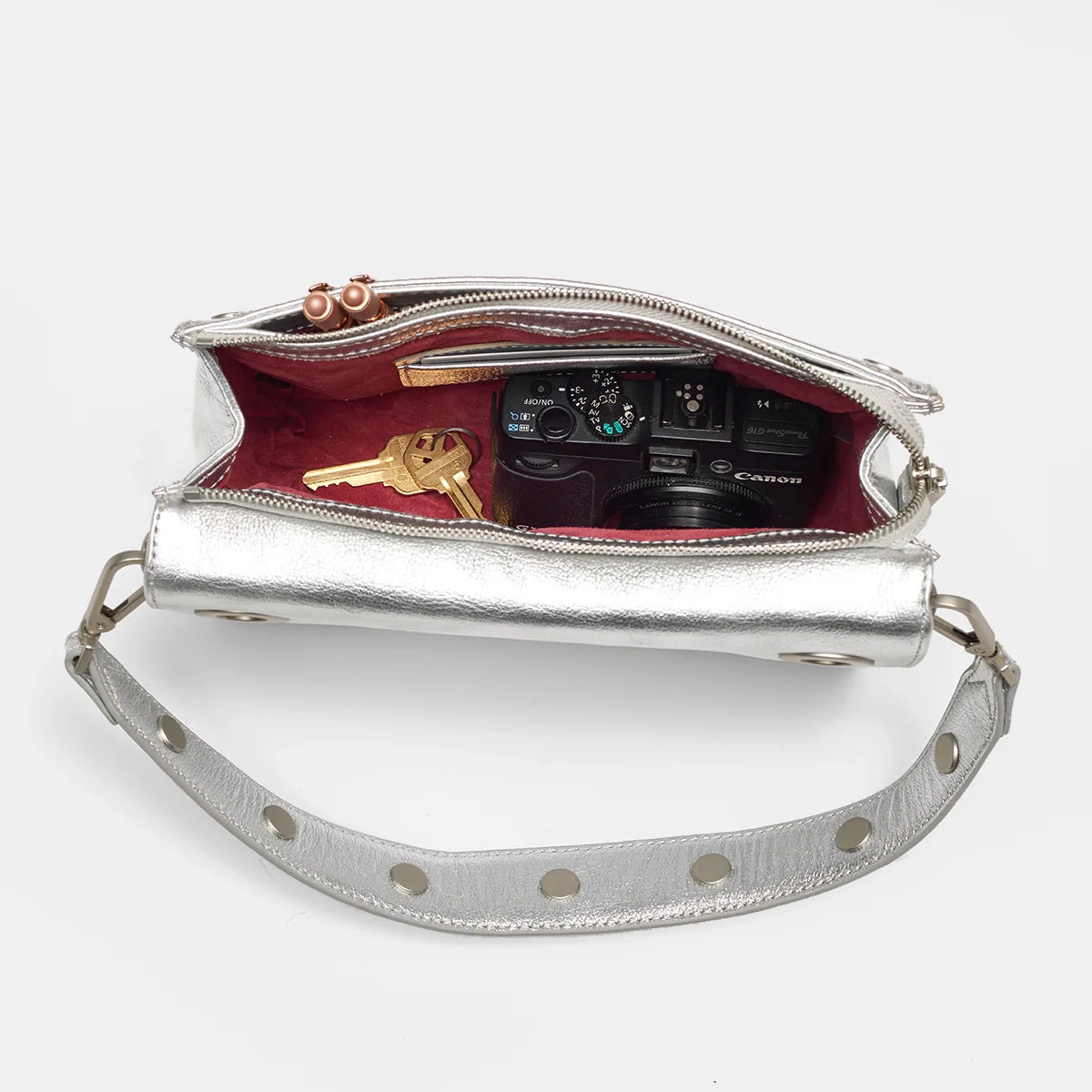 Hammitt Montana Leather Clutch Sml Handbag Sidewalk Silver/Brushed Silver
