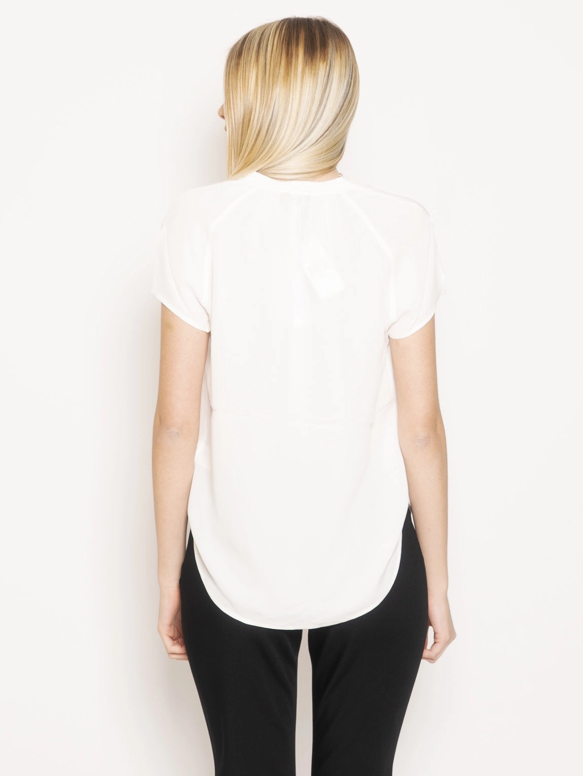 Silk blouse with white curl