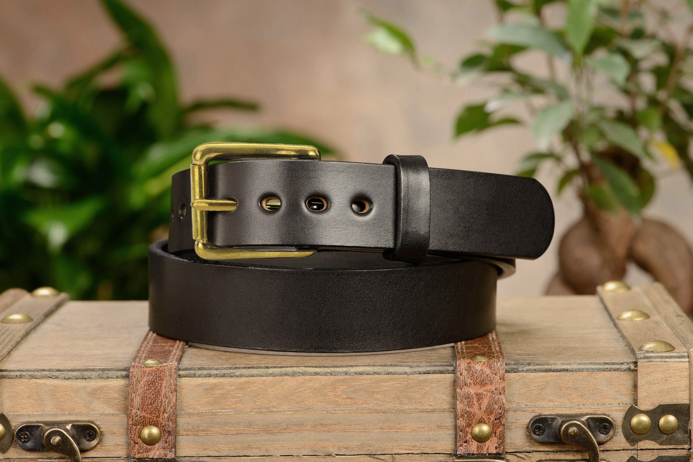 The Eastwood: Men's Black Non Stitched Leather Belt Max Thick With Brass 1.50"